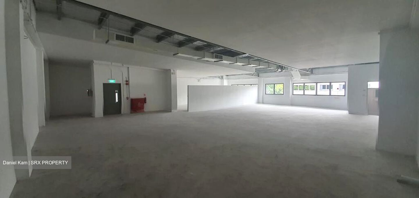 New Upper Changi Road (D16), Factory #575444851